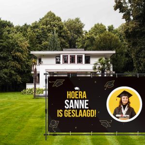 geslaagd spandoek zwart tuin